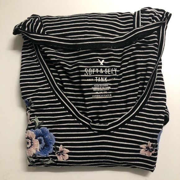 American Eagle “soft & sexy” floral tank - Picture 3 of 3